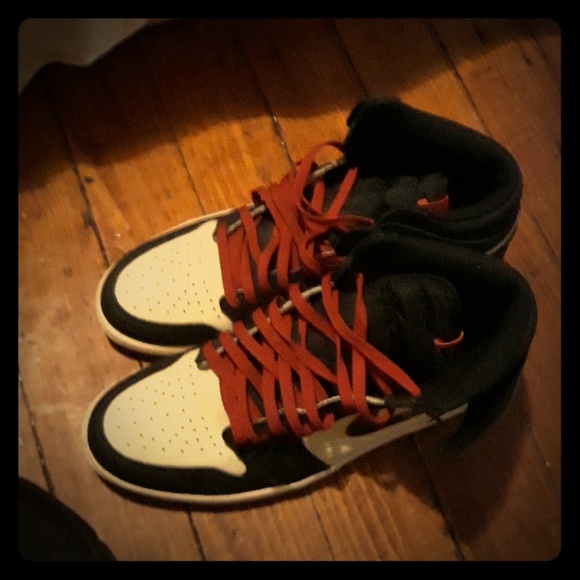 sports illustrated jordan 1s